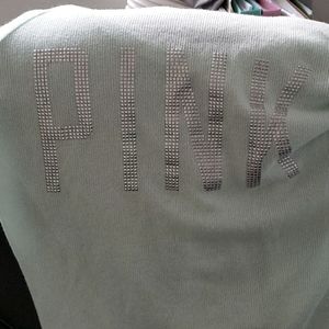 Light weight sweater